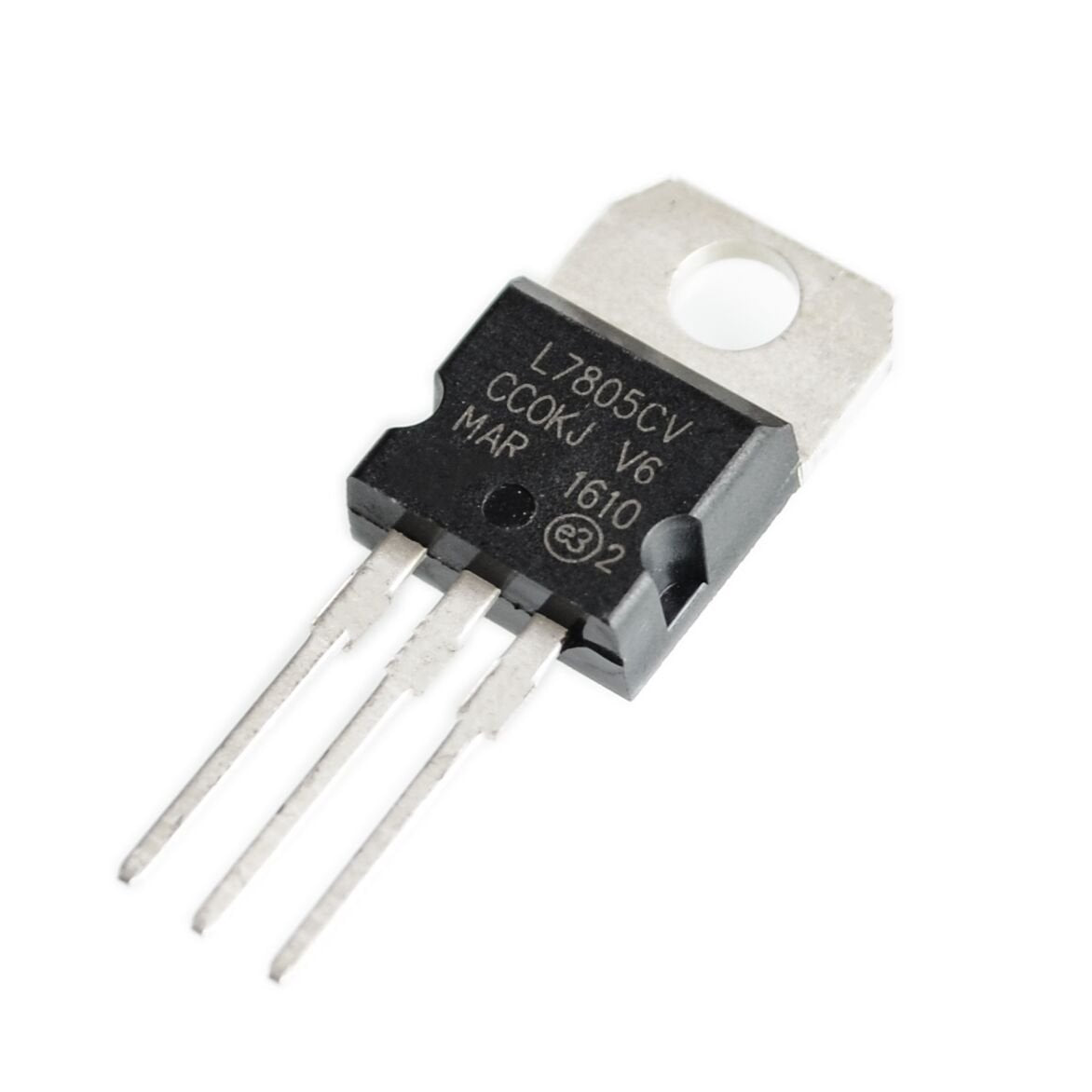 7805 Voltage Regulator IC